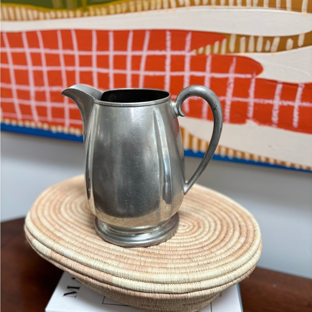 Vintage Crescent Pewter 1506 Water Pitcher Classic Barware Serveware